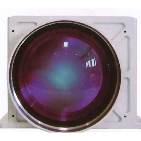What are the key design challenges in developing large caliber continuous zoom MWIR cameras
